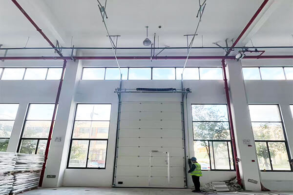 insulated sectional overhead doors