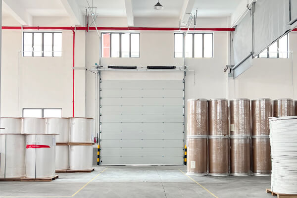 insulated sectional overhead doors