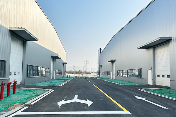 sectional door manufacturer pic