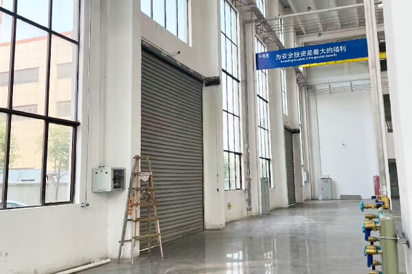 replace roller shutter door pic